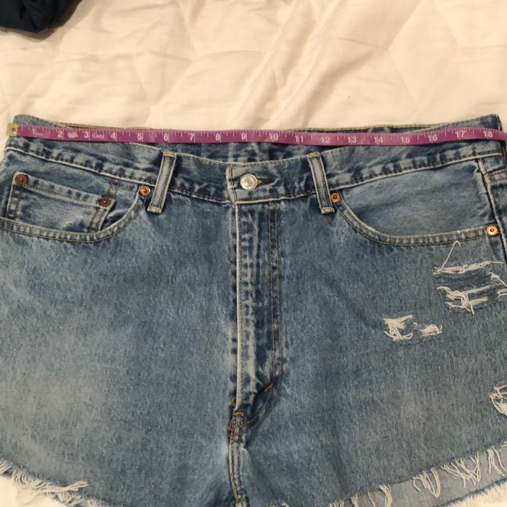 Levi’s Cut Offs - Picture 4 of 6